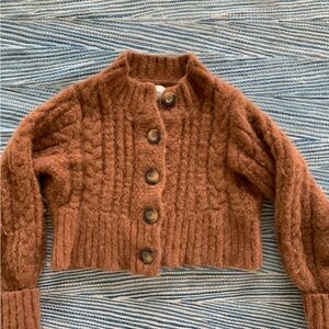 Doen cropped Button-Up Sweater